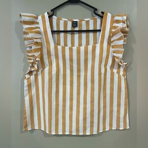 SHEIN size medium mustard and white top. Ruffle sleeve crop top
